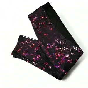 C9 Champion Women's Capri Leggings Black & Purple Print Size XS Activewear